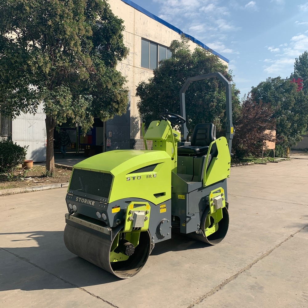 工程结束小型压路机脏了如何清洗干净