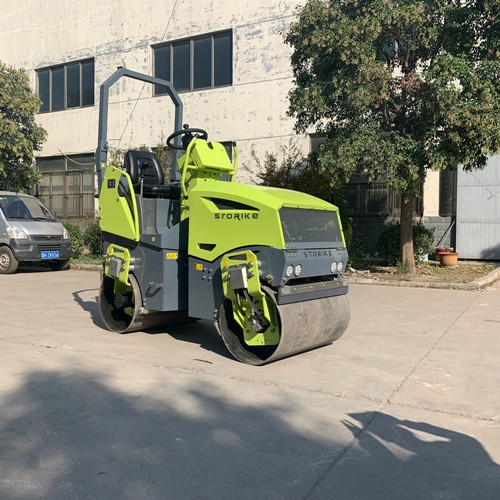 座驾式小型压路机不同部位的保养方法