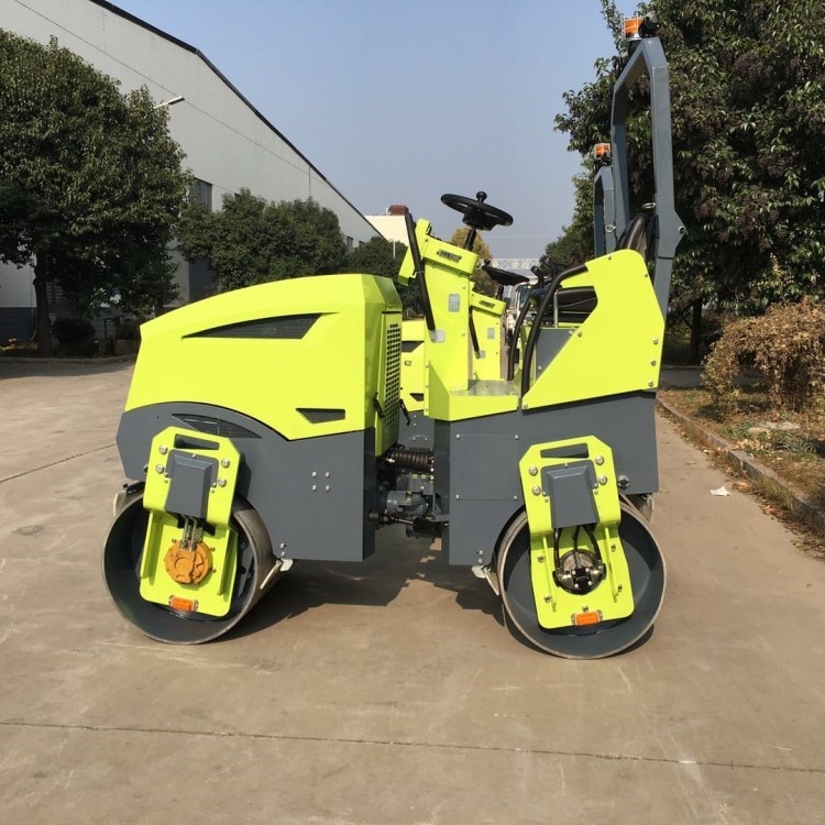 山东小型压路机厂家教给大家应急堵漏的方法