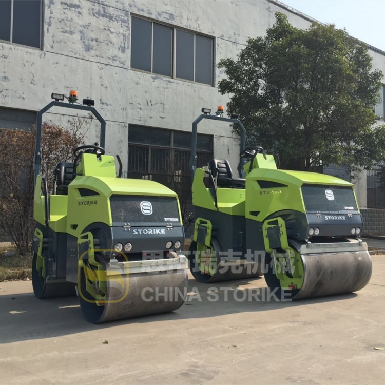 钢轮压路机和胶轮压路机的区别