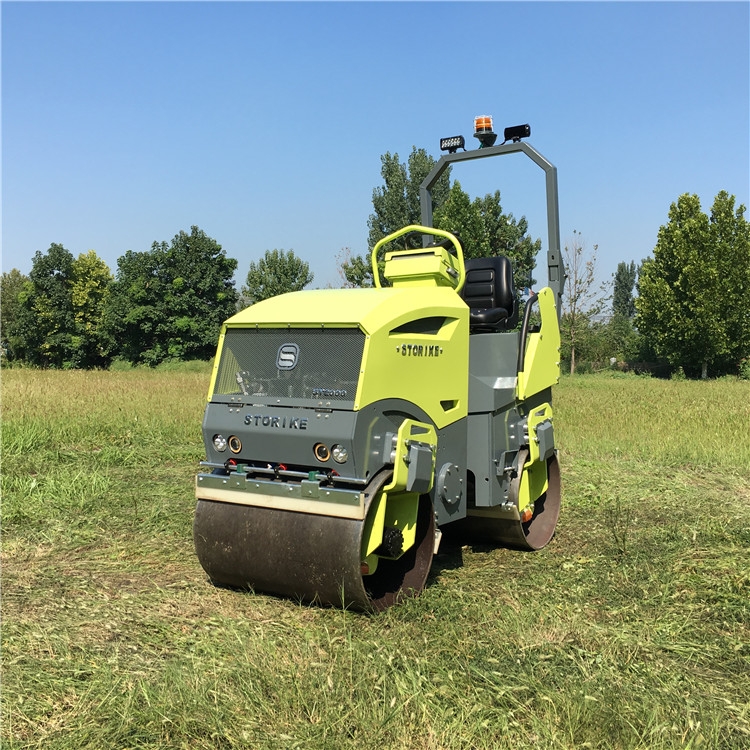 影响小型压路机平整度的因素有哪些？